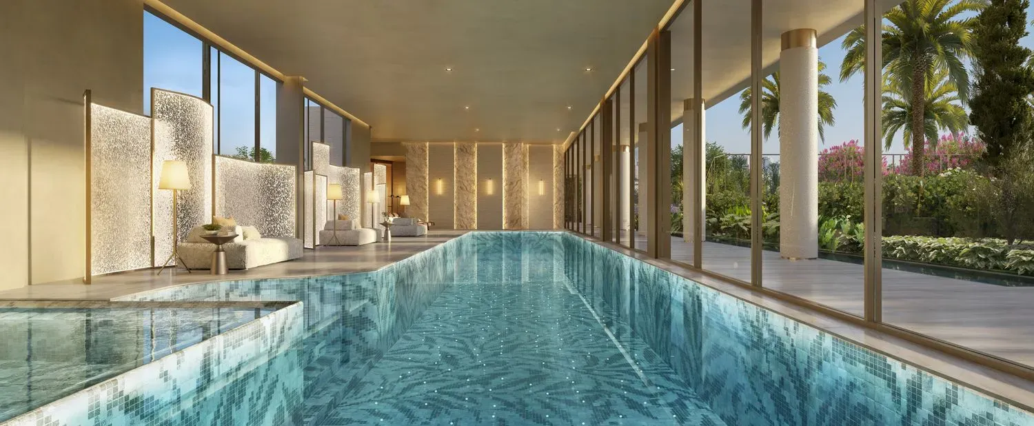Piscina coberta e área de lazer do La Galerie Moema em Moema São Paulo